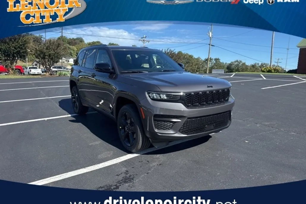 2025 Jeep Grand Cherokee Laredo X Altitude photo 1