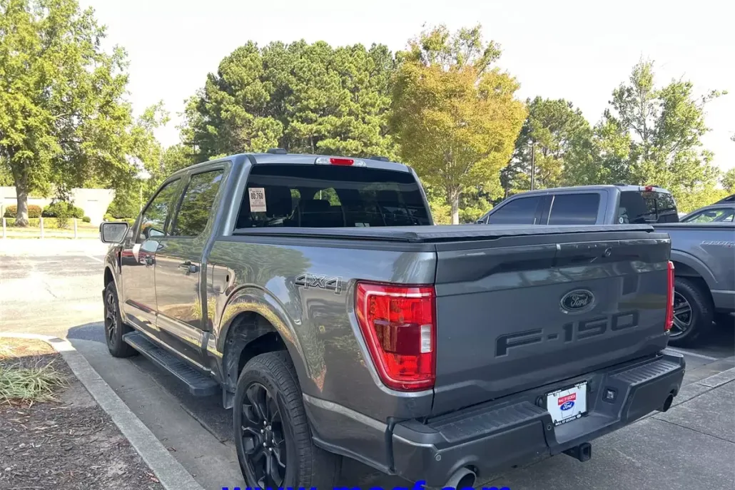 2023 Ford F-150 XLT photo 1