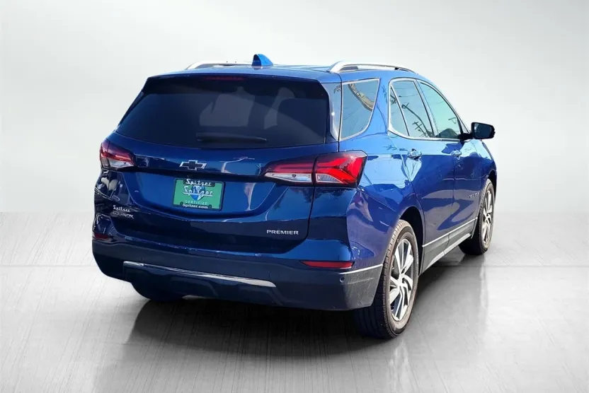 2023 Chevrolet Equinox Premier photo 1