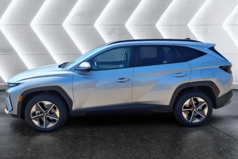 2025 Hyundai Tucson Hybrid SEL Convenience photo 1