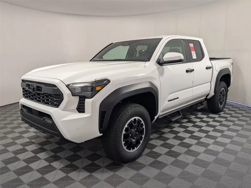 2025 Toyota Tacoma TRD photo 1