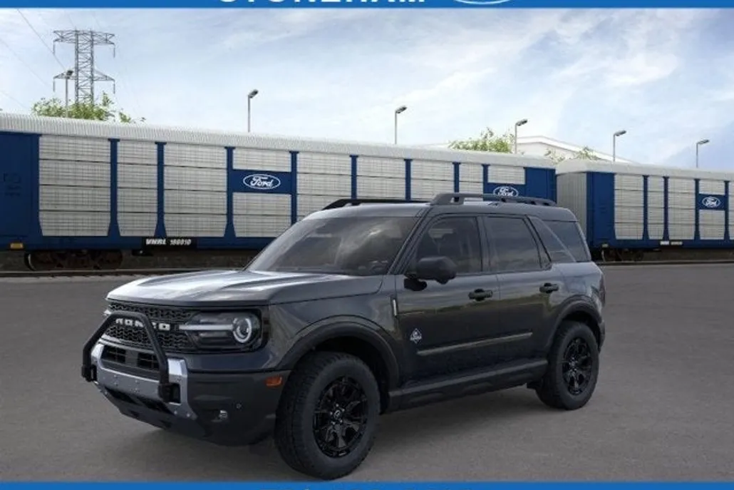 2025 Ford Bronco Sport Outer Banks photo 1