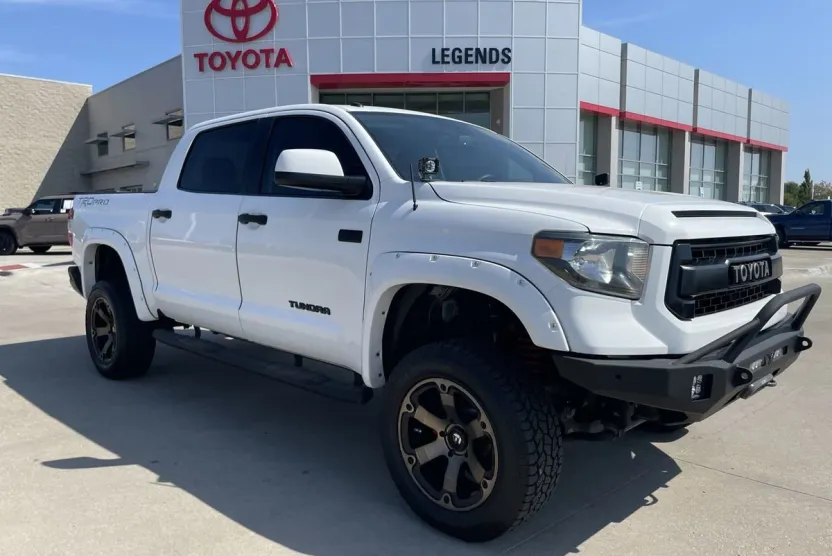 2016 Toyota Tundra SR5 TRD Pro photo 1