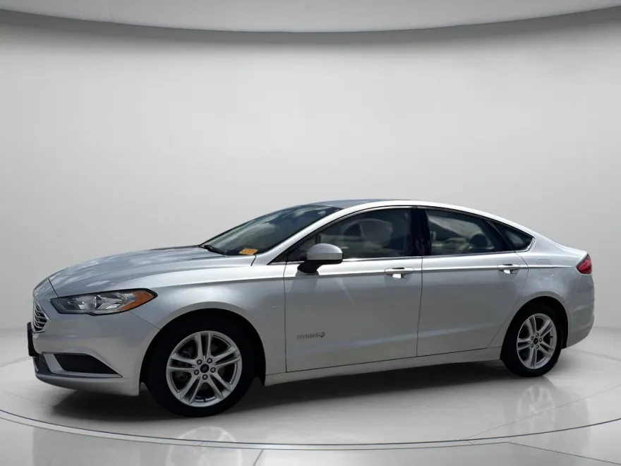 2018 Ford Fusion Hybrid S photo 1