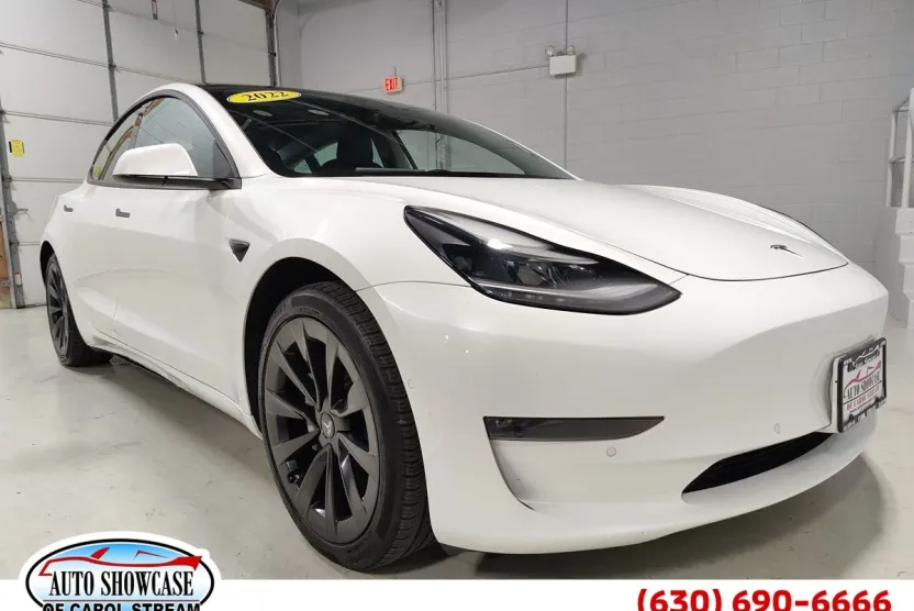 2022 Tesla Model 3 Long Range photo 1