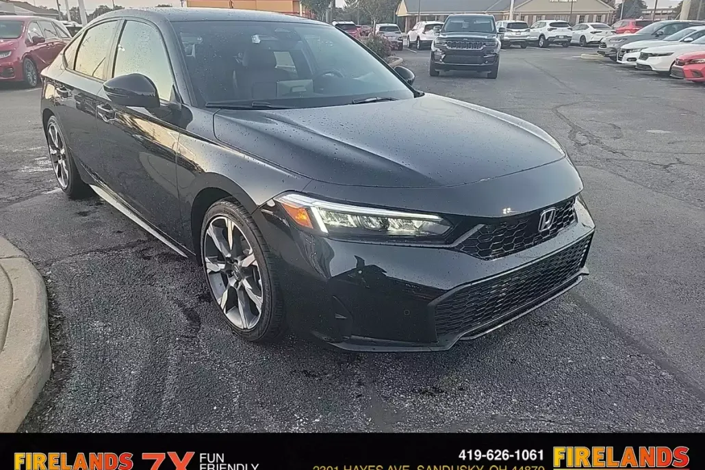 2026 Honda Civic Hybrid Sport Touring Hatchback photo 1