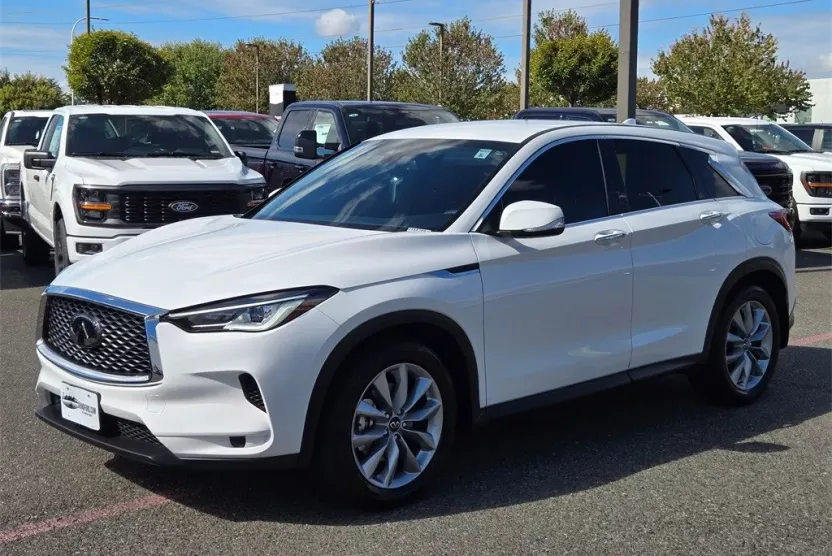 2022 Infiniti QX50 PURE photo 1