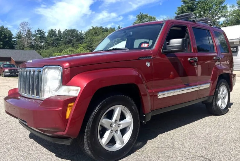 2012 Jeep Liberty Limited photo 1