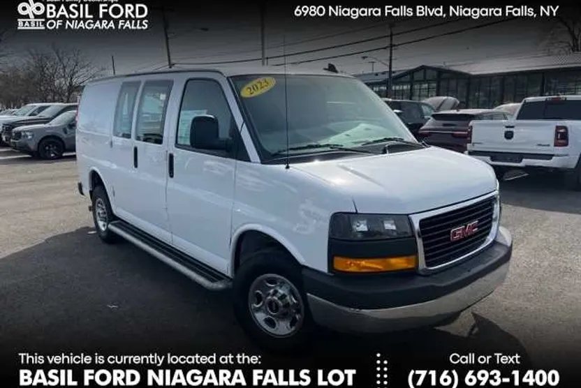 2023 Gmc Savana 2500 Cargo photo 1