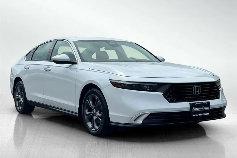 2023 Honda Accord EX photo 1