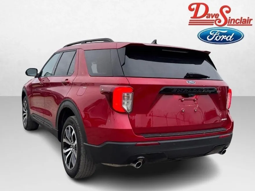 2023 Ford Explorer ST-Line photo 1