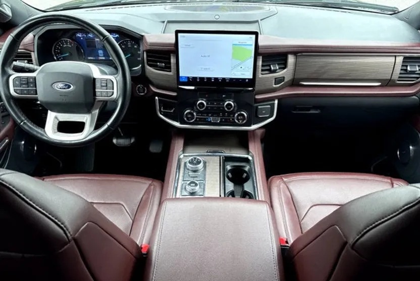 2022 Ford Expedition MAX Limited photo 1