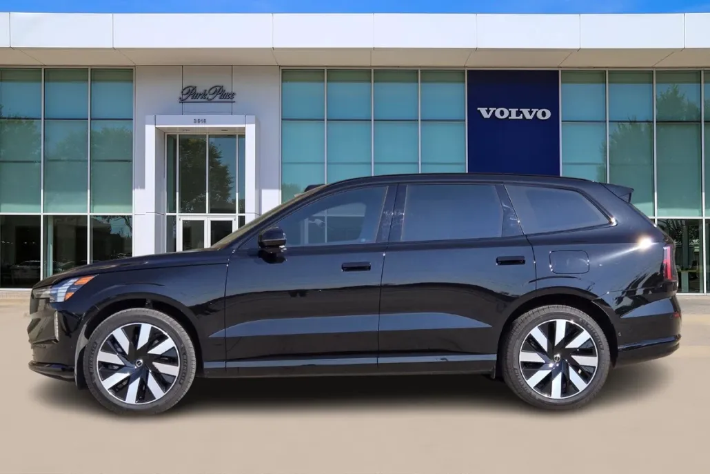 2025 Volvo EX90 Ultra photo 1