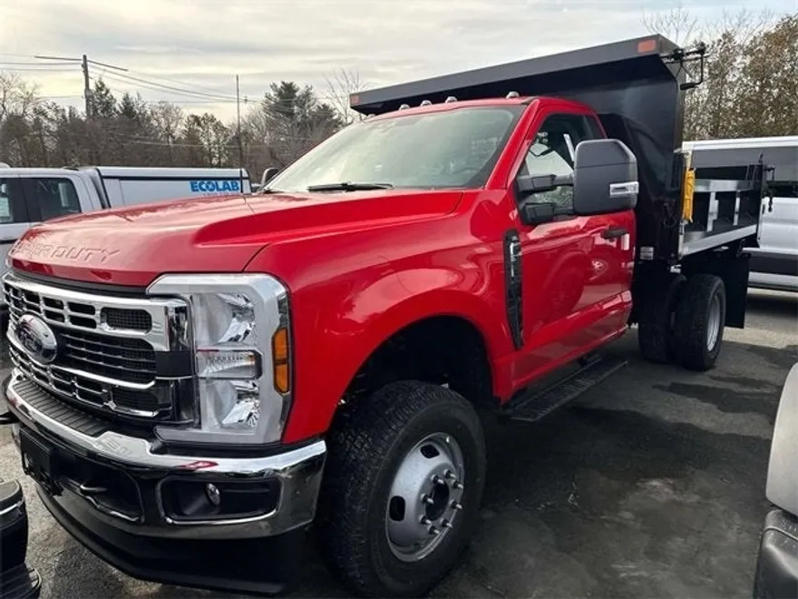 2024 Ford F-350 photo 1