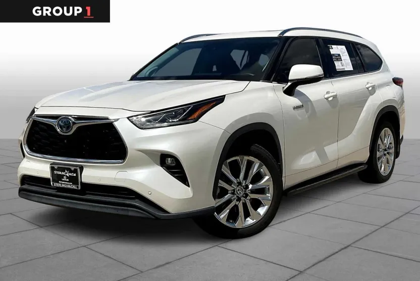 2021 Toyota Highlander Hybrid Limited photo 1