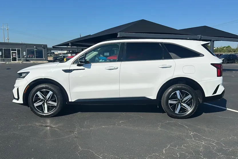 2021 Kia Sorento S photo 1