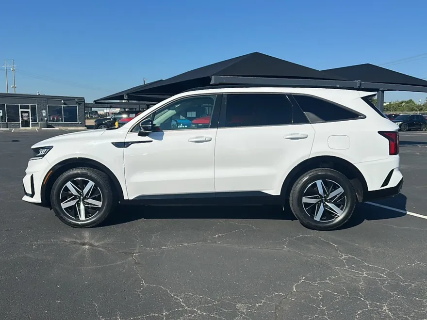 2021 Kia Sorento S photo 1