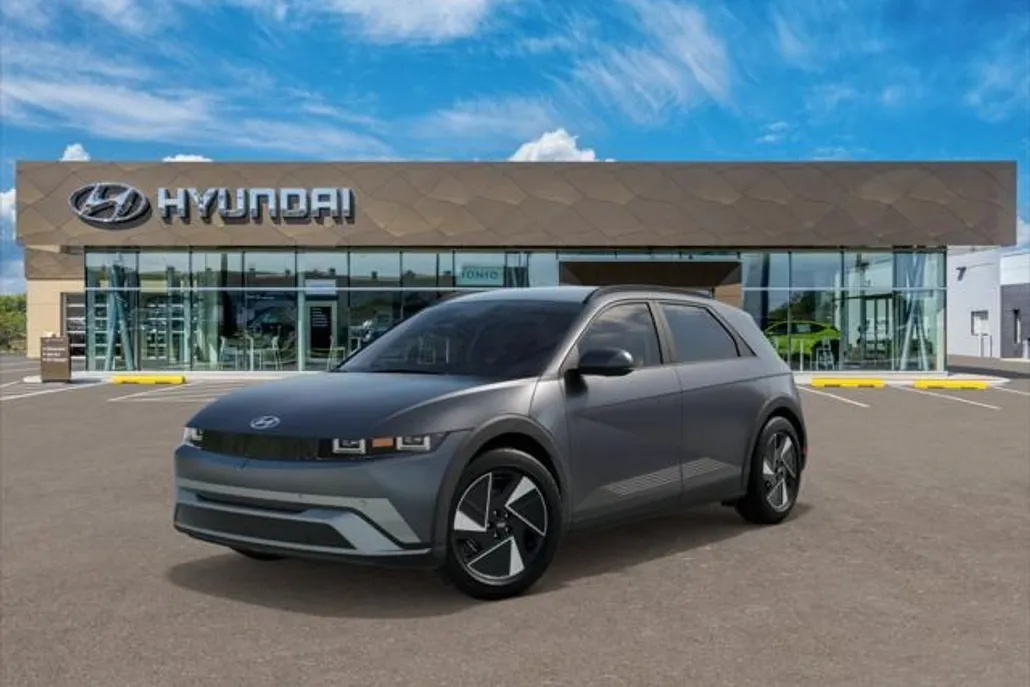 2025 Hyundai Ioniq 5 SEL photo 1