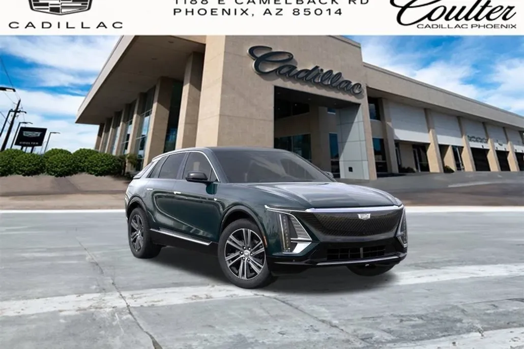 2025 Cadillac Lyriq Luxury photo 1