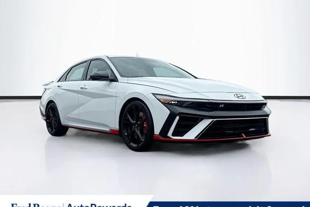 2025 Hyundai Elantra N photo 1