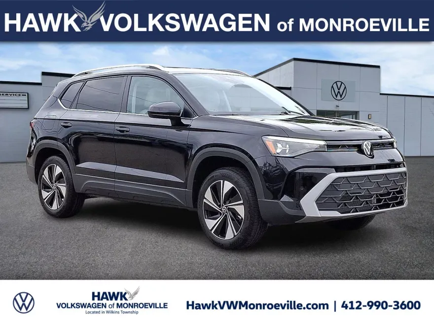 2025 Volkswagen Taos SE photo 1