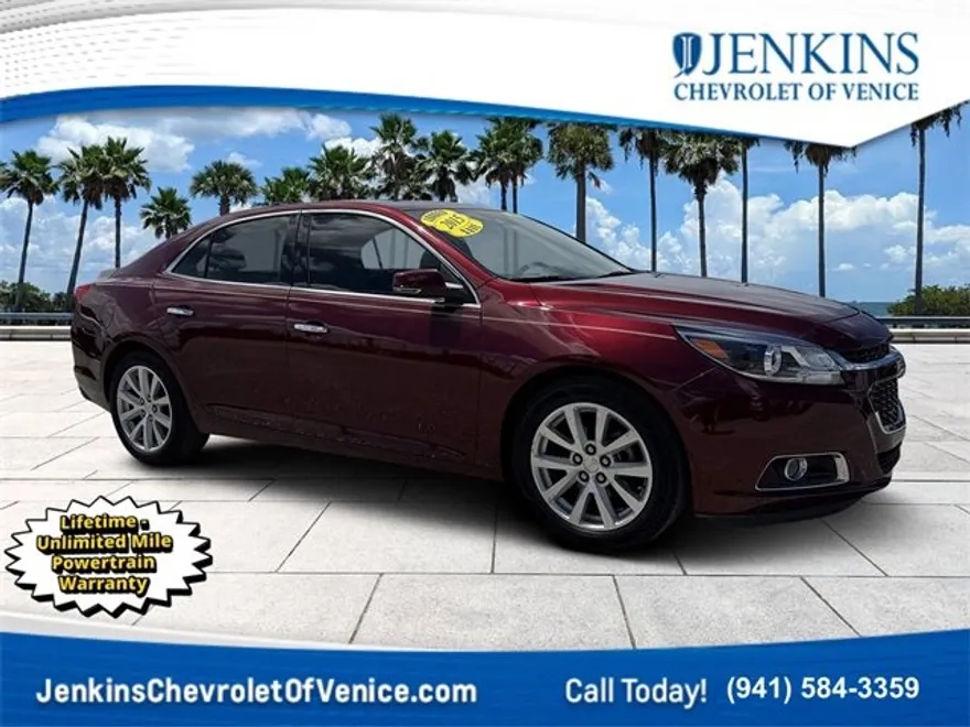 2015 Chevrolet Malibu LTZ photo 1