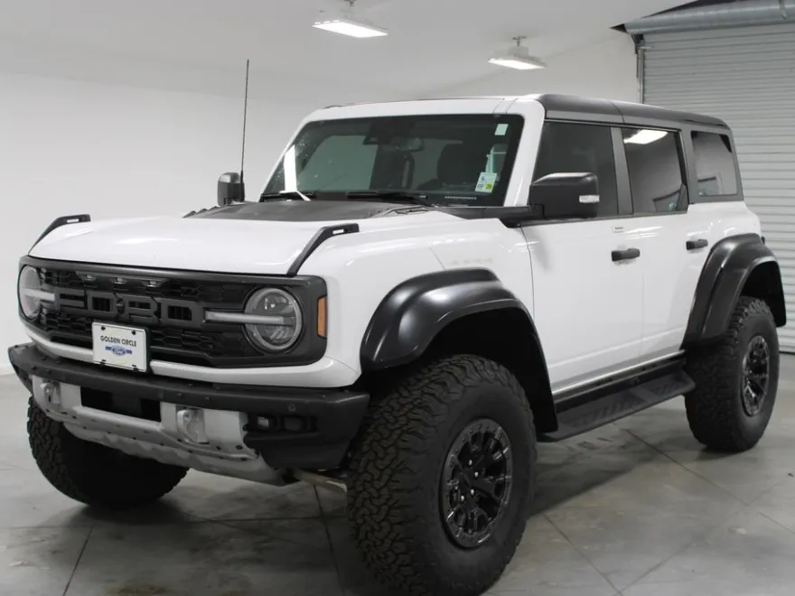 2023 Ford Bronco Raptor photo 3