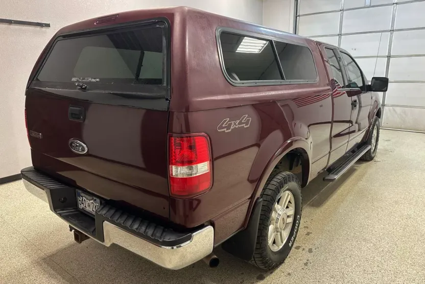 2004 Ford F-150 Lariat photo 1