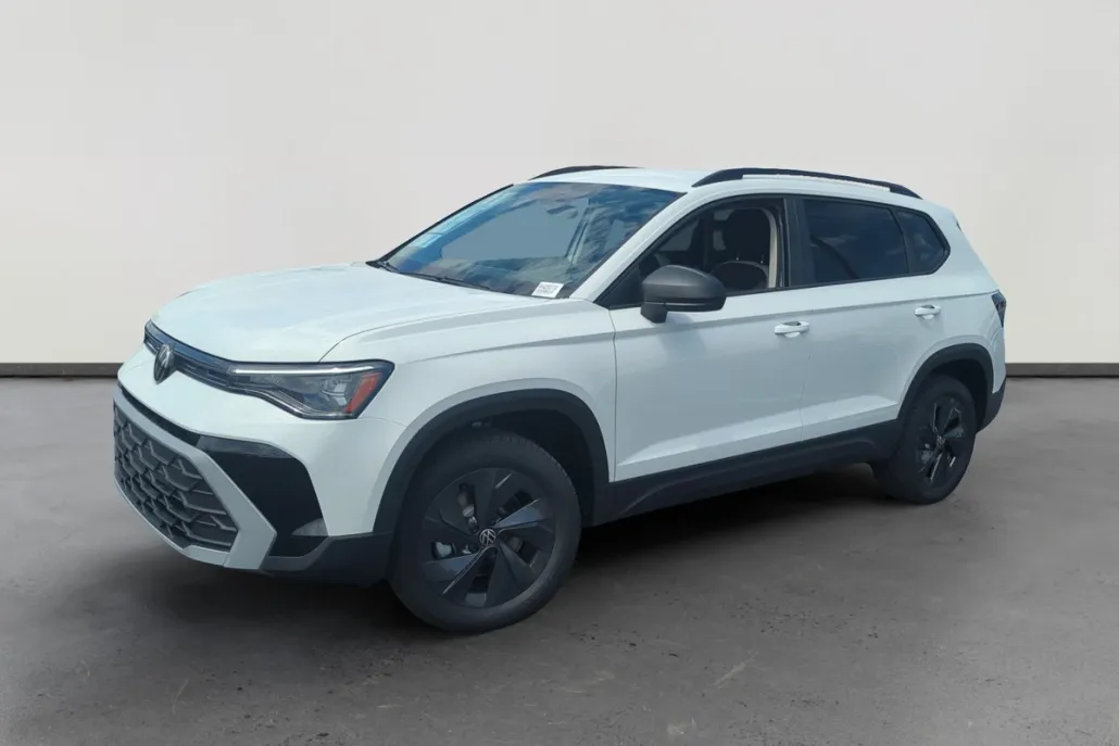 2025 Volkswagen Taos S photo 1