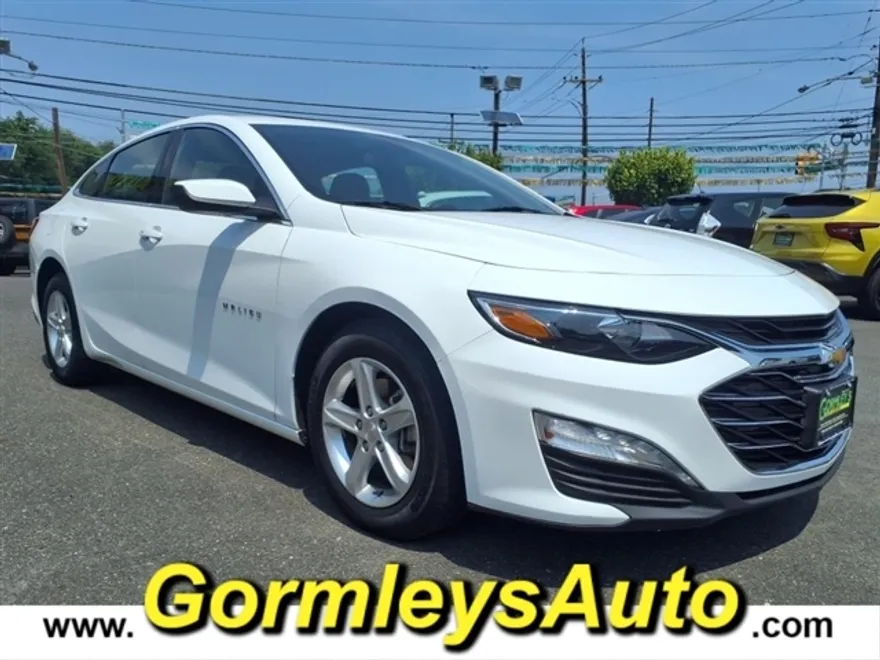 2022 Chevrolet Malibu 1LT photo 1