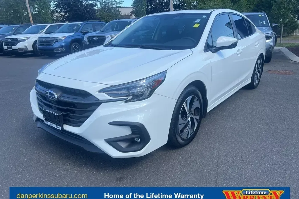 2023 Subaru Legacy Premium photo 1