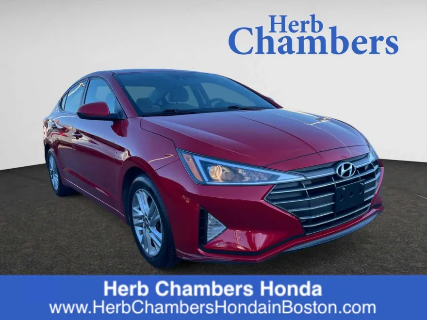 2020 Hyundai Elantra SEL photo 1