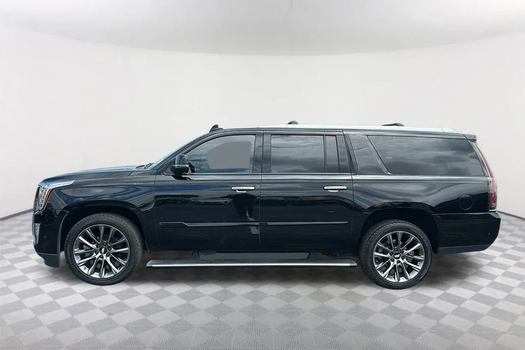 2020 Cadillac Escalade ESV Platinum photo 1