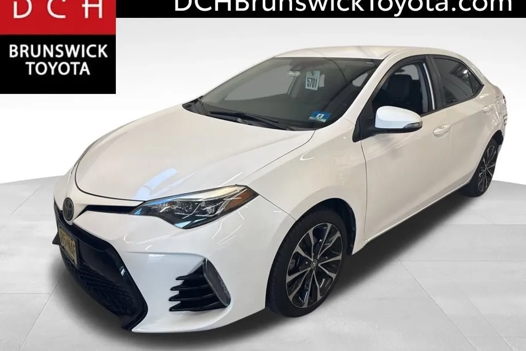 2018 Toyota Corolla L photo 1
