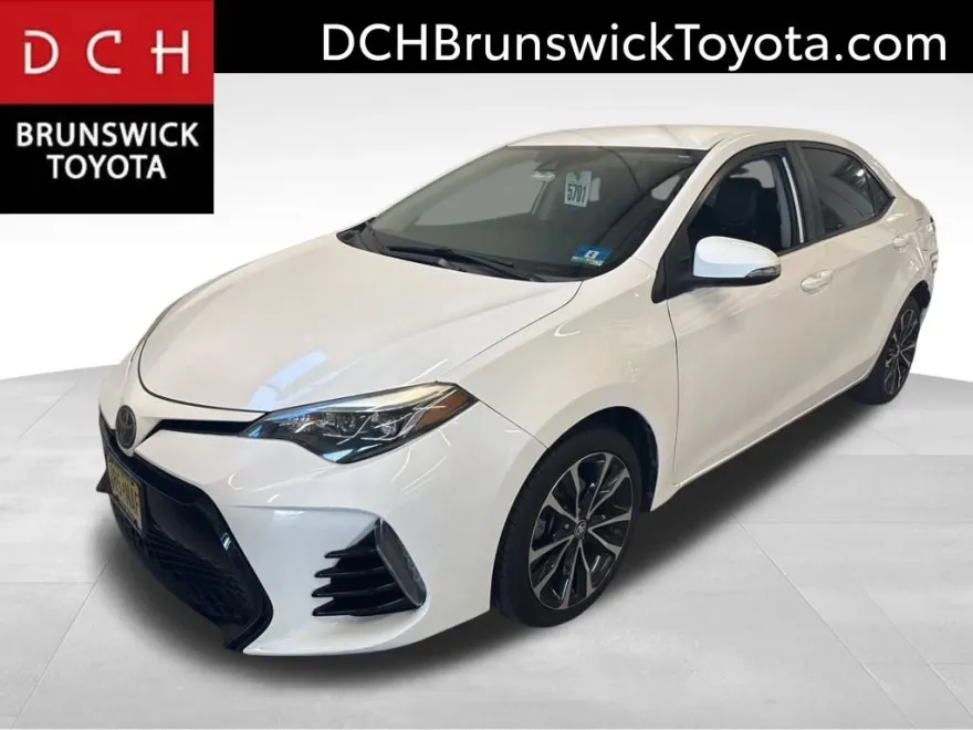 2018 Toyota Corolla L photo 1