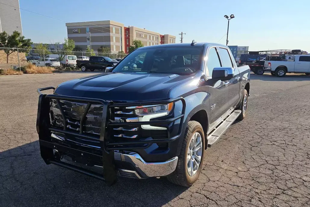 2022 Chevrolet Silverado 1500 LTZ photo 1