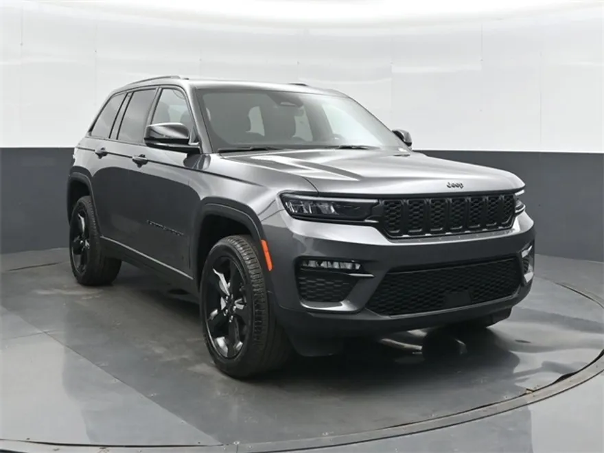 2025 Jeep Grand Cherokee Limited photo 1