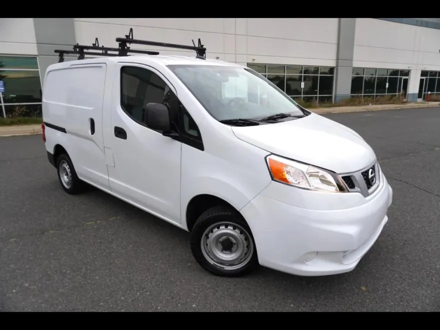 2020 Nissan NV200 S photo 1