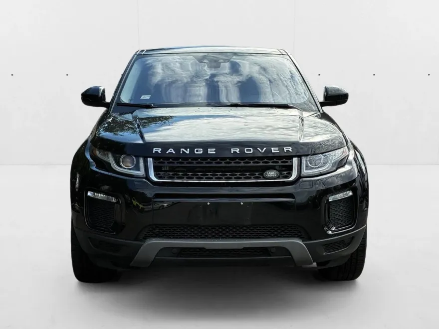2019 Land Rover Range Rover Evoque SE photo 1