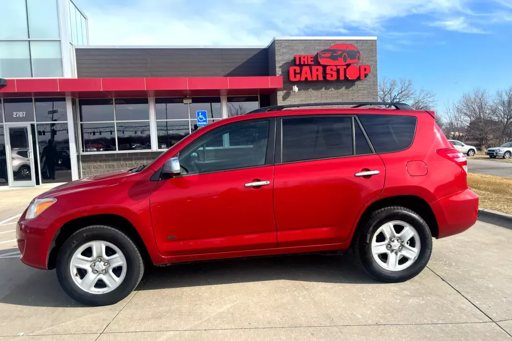 2012 Toyota RAV4 photo 1
