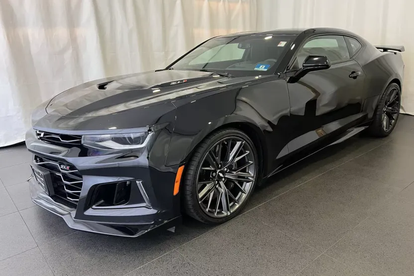 2018 Chevrolet Camaro ZL1 photo 1