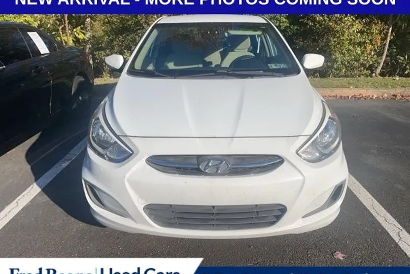 2017 Hyundai Accent SE photo 1