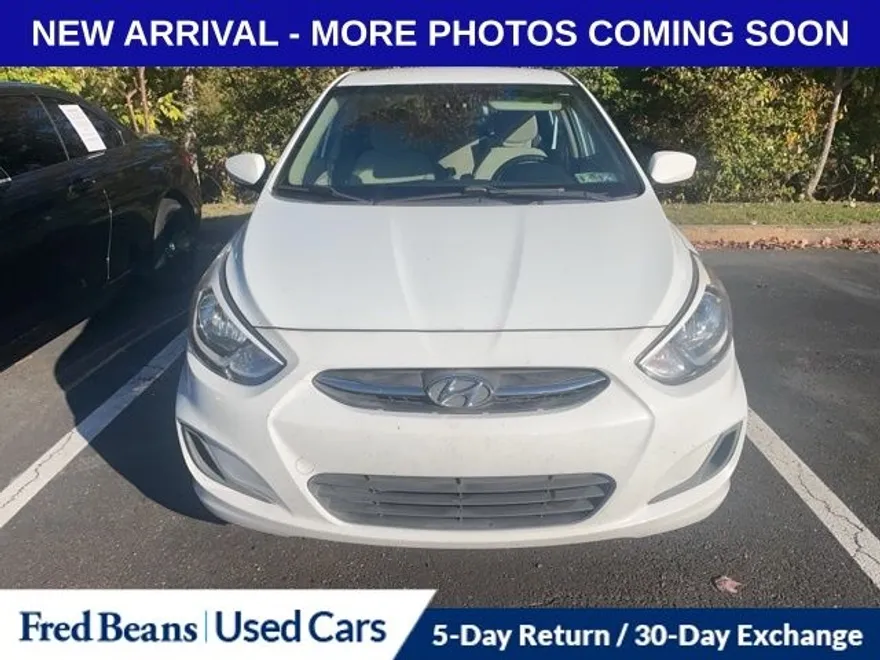 2017 Hyundai Accent SE photo 1
