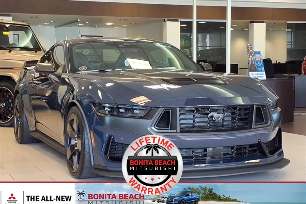2024 Ford Mustang Dark Horse photo 1