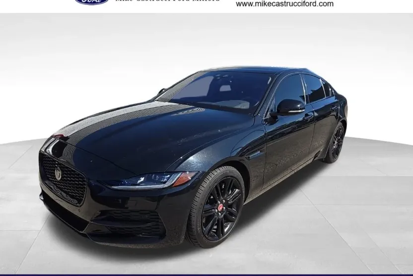 2020 Jaguar XE S photo 1