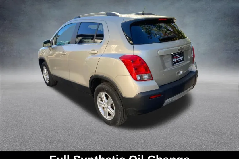 2016 Chevrolet Trax LT photo 1