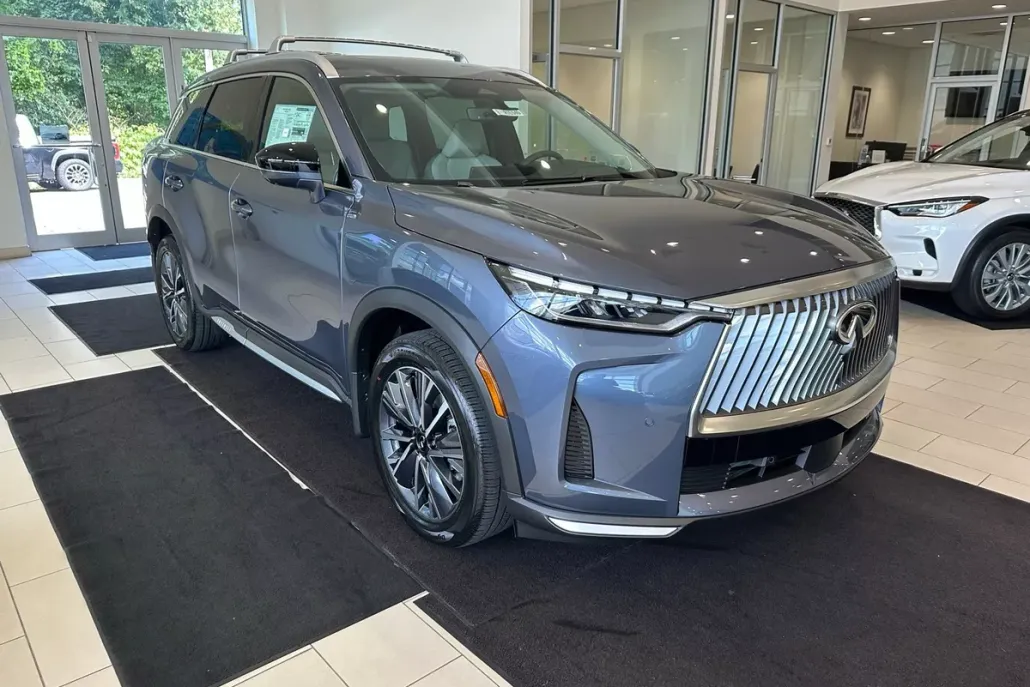 2026 Infiniti QX60 Luxe photo 1