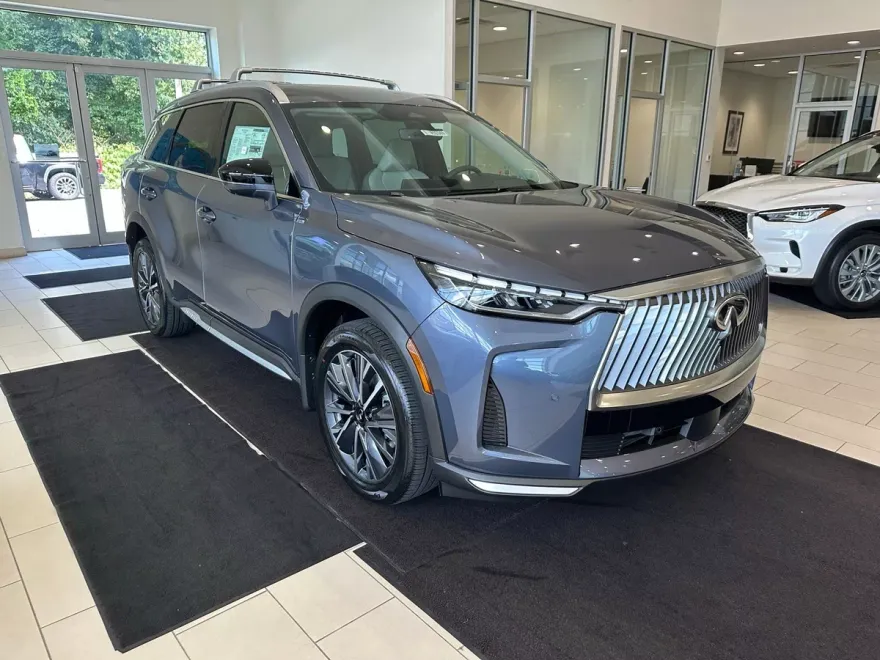 2026 Infiniti QX60 Luxe photo 1