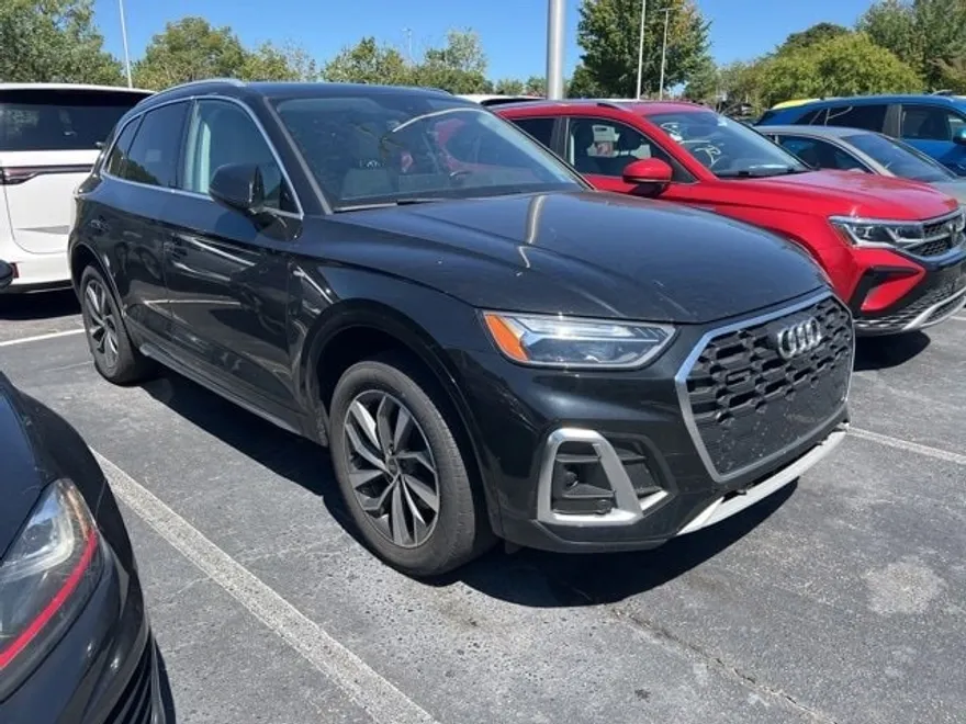 2022 Audi Q5 45 S line Premium photo 1