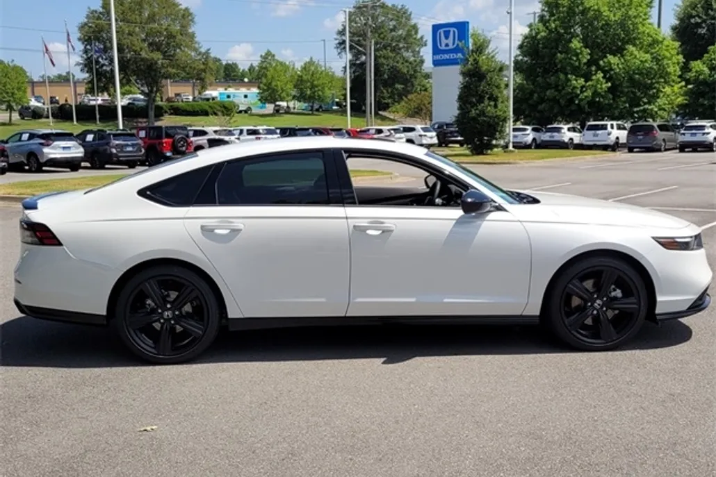 2025 Honda Accord Hybrid Sport-L photo 1